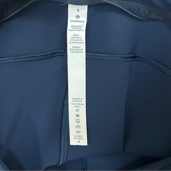 Lululemon On The Move Pant in True Navy Blue Woman’s 4 - Picture 8 of 9